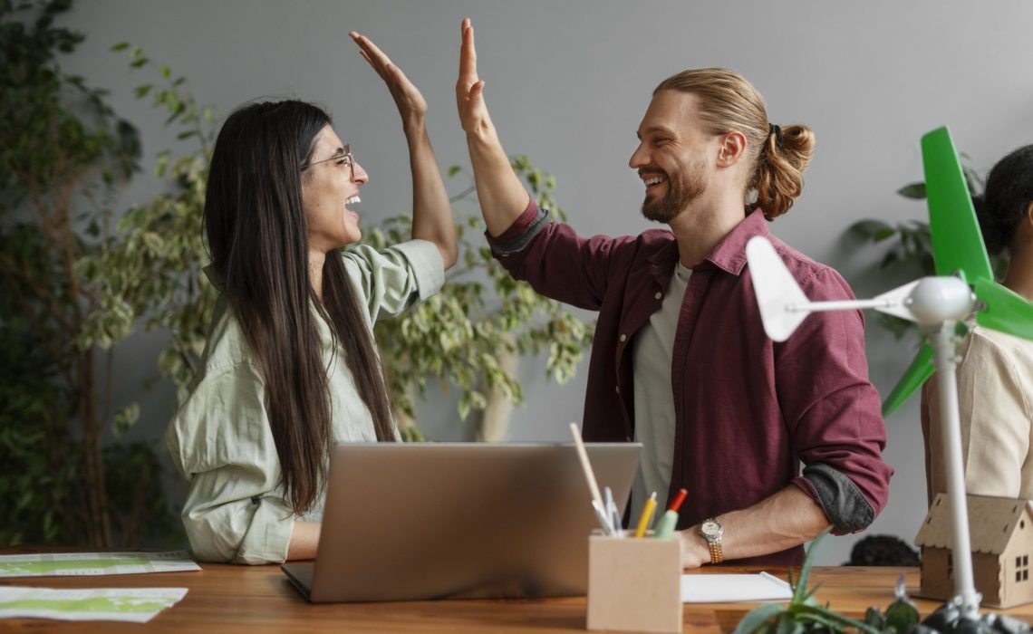 tech-people-trying-achieve-ambitious-sustainability-goals (1)